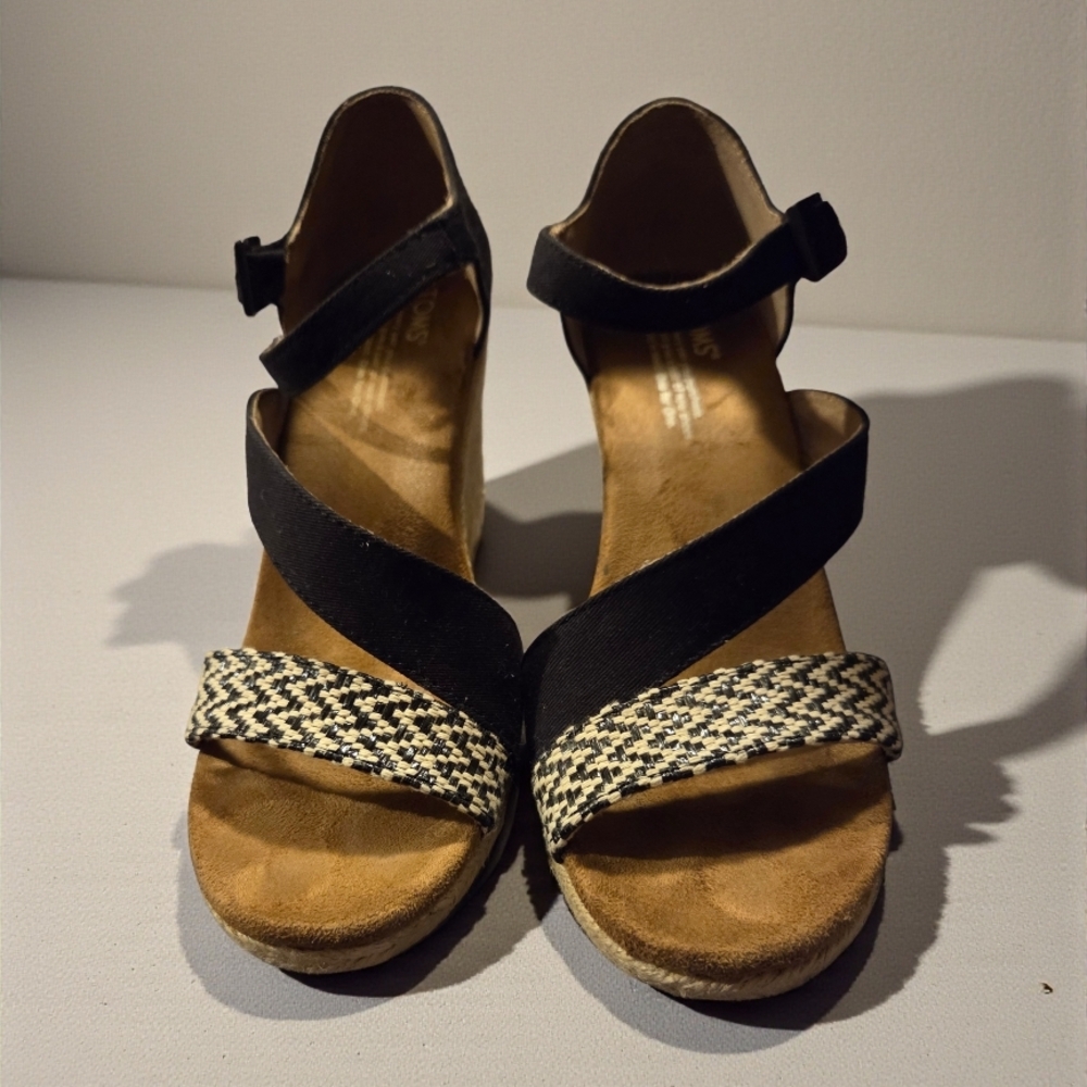 TOMS Womeb's Clarissa espadrille wedge sandals